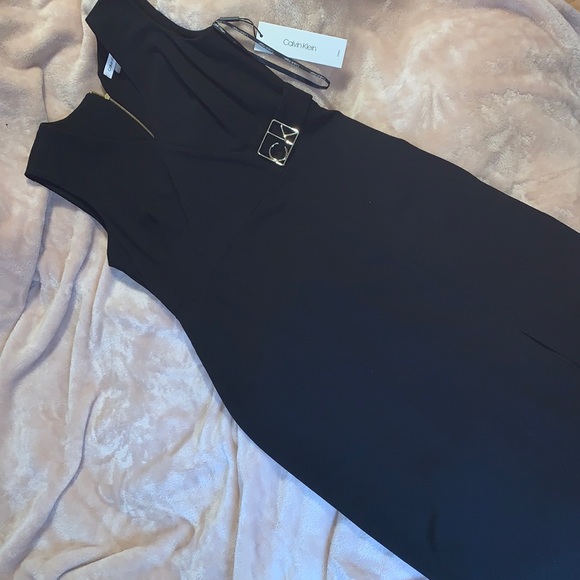 Calvin Klein - Picture 1 of 3